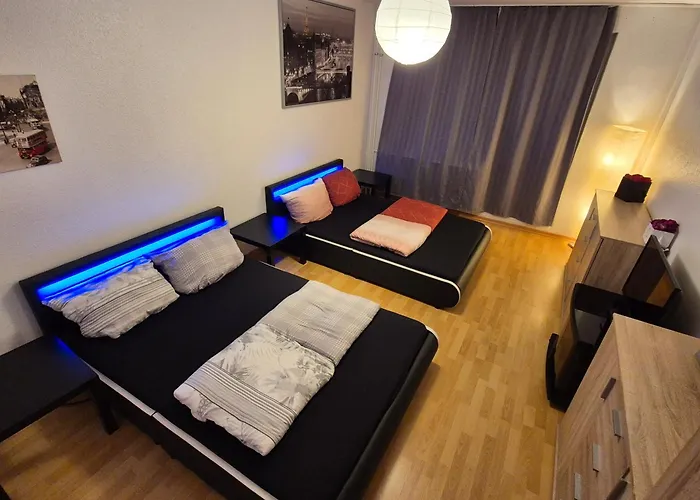Schoene 3 Schlafzimmer Mit 4 Dopplbetten Apartament *