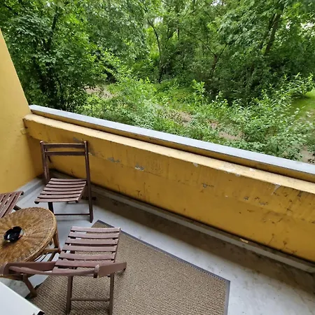 Schoene 3 Schlafzimmer Mit 4 Dopplbetten Lägenhet