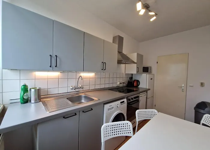 Schoene 3 Schlafzimmer Mit 4 Dopplbetten